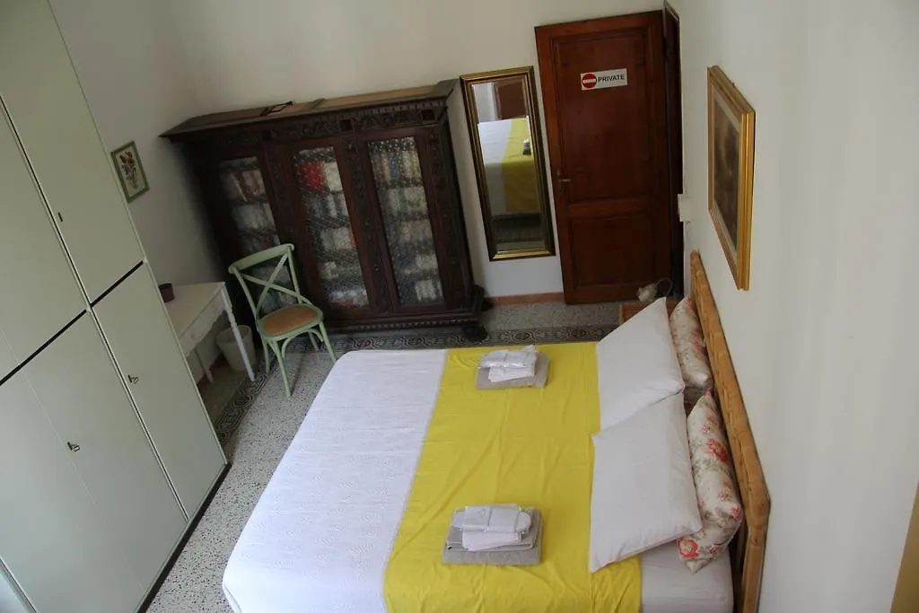 Burchiello b&b Firenze Bed & Breakfast