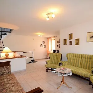 Su Due Piani Nel Centro Storico Di Alghero